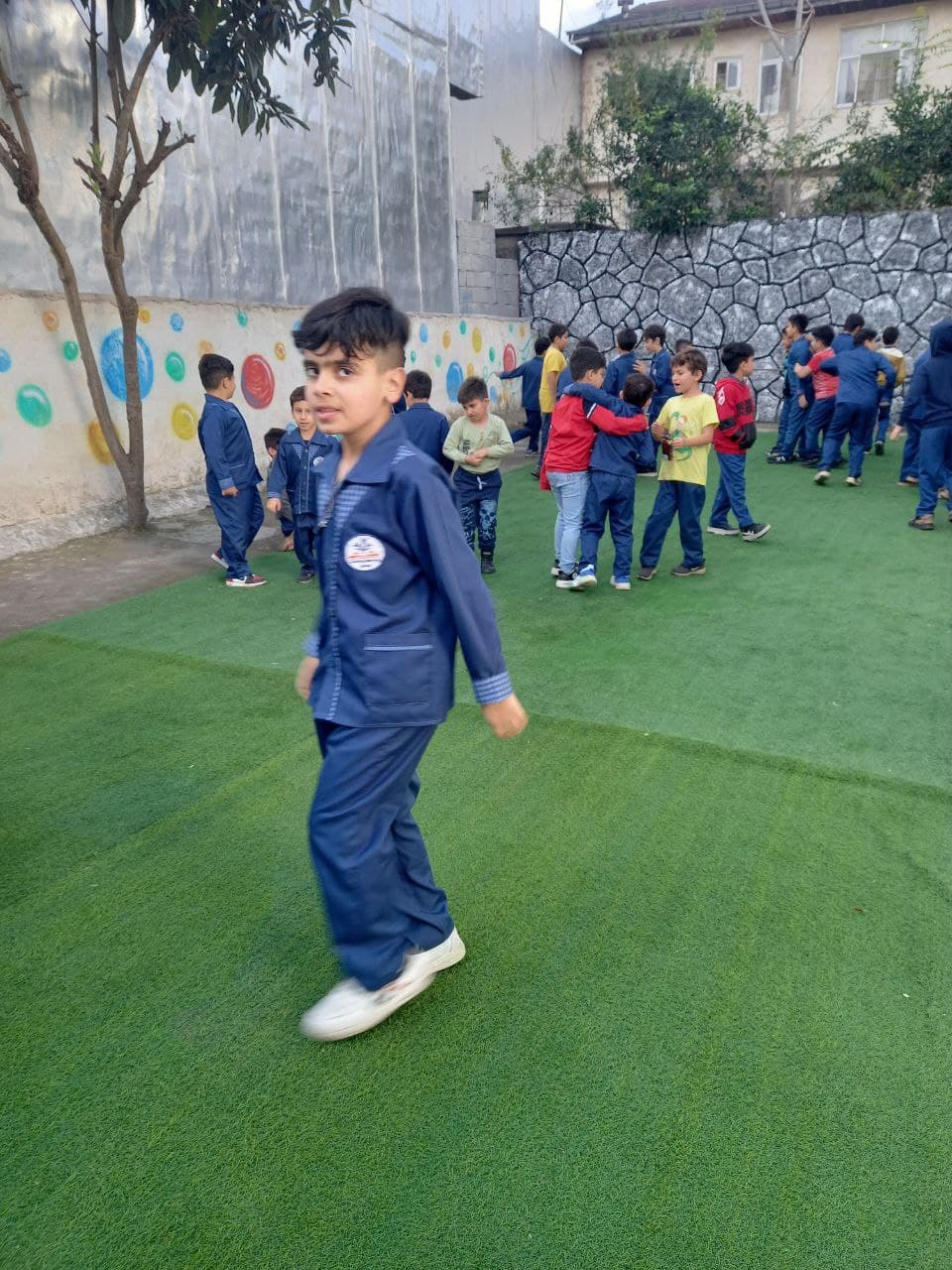 دبستان پسرانه غیردولتی ایزدمهر
